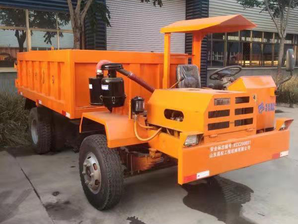 礦用防爆運(yùn)輸車(chē)的操作誤區(qū)